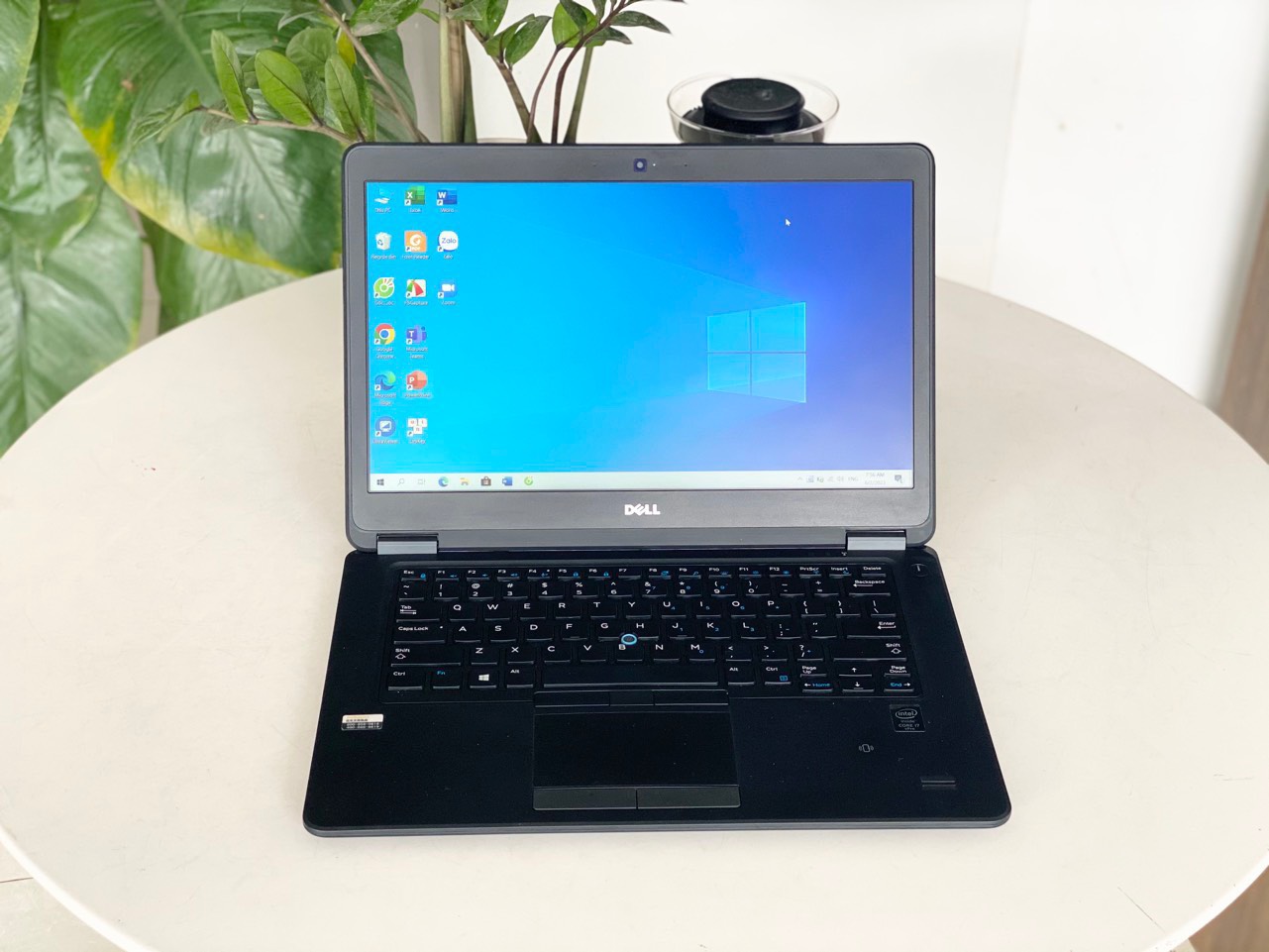 Laptop Dell 7450 (I5 5200/4GB/120GB /14.0 HD)