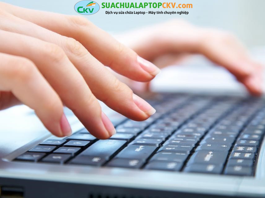 Laptop không nhận bàn phím rời - Nguyên nhân và cách khắc phục | Mac8