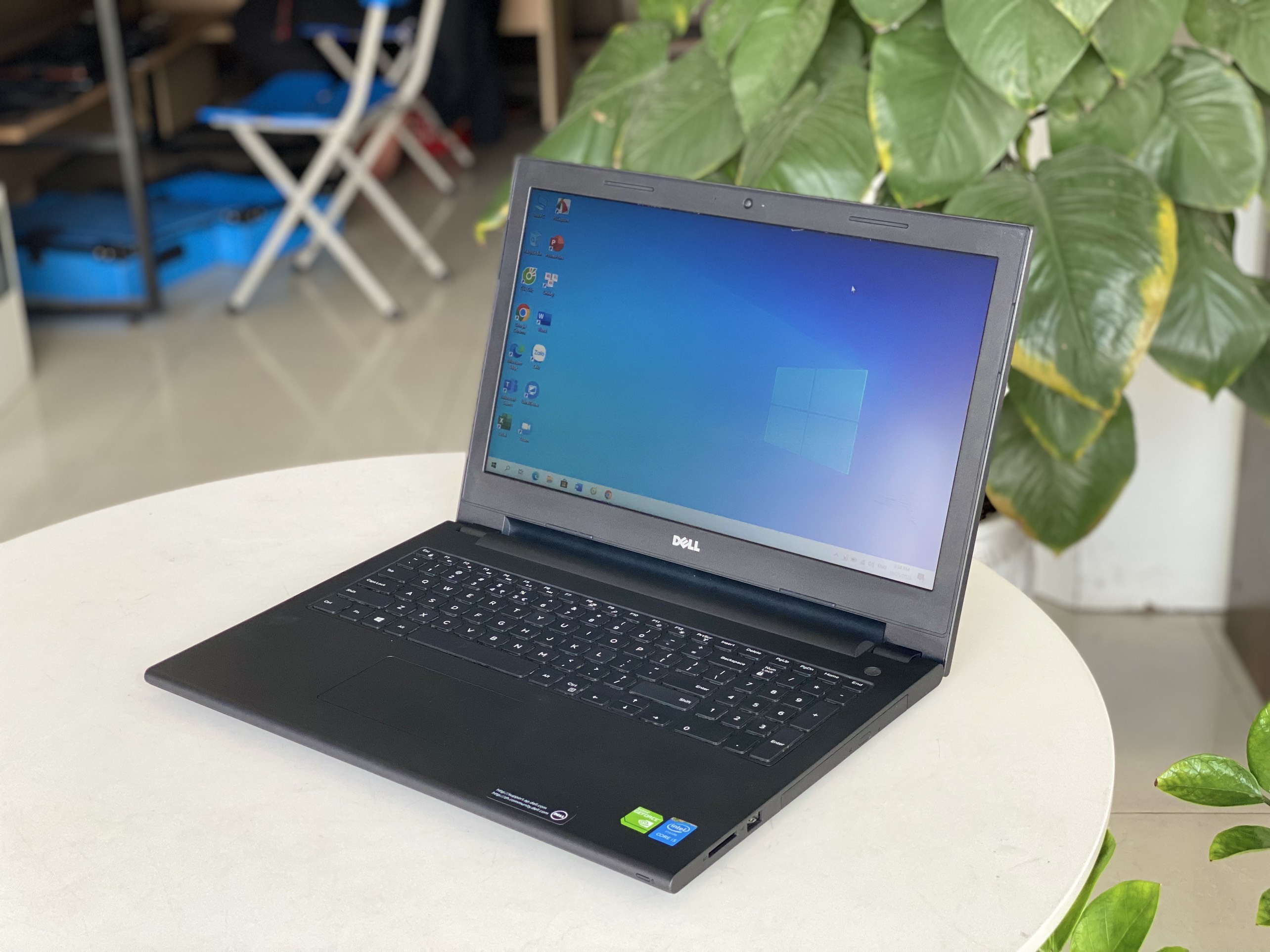 Laptop Dell Vostro 3549 (i5-5200U, 8G, 128G, VGA GeForce 820M- 2g, 15.6IN HD)