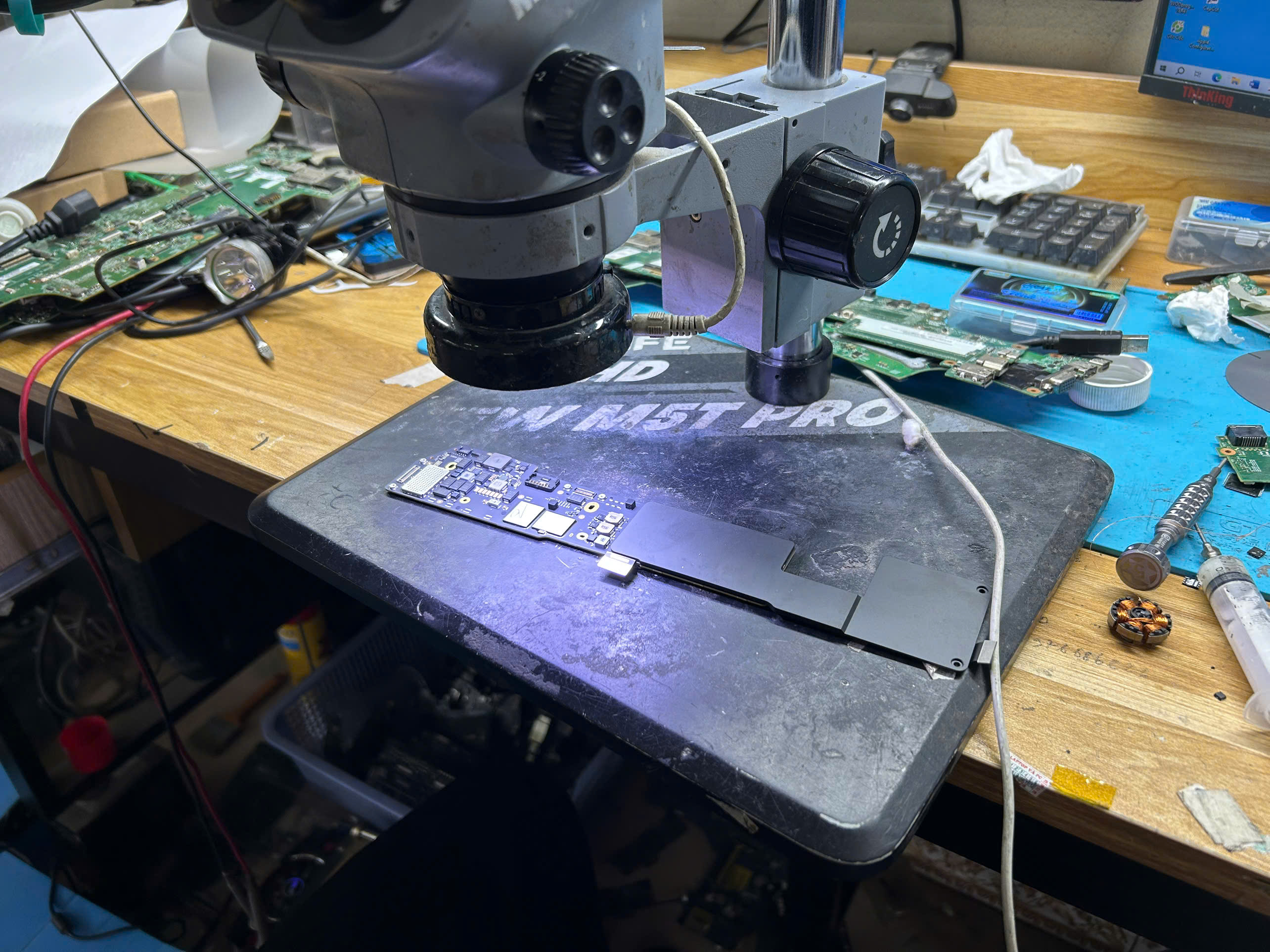 Sửa MacBook Không Lên Nguồn Tại Hải Dương